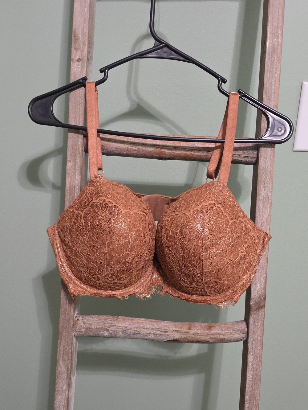 Victorias Secret Lace Underwire Bra in Caramel Brown - Women Intimates